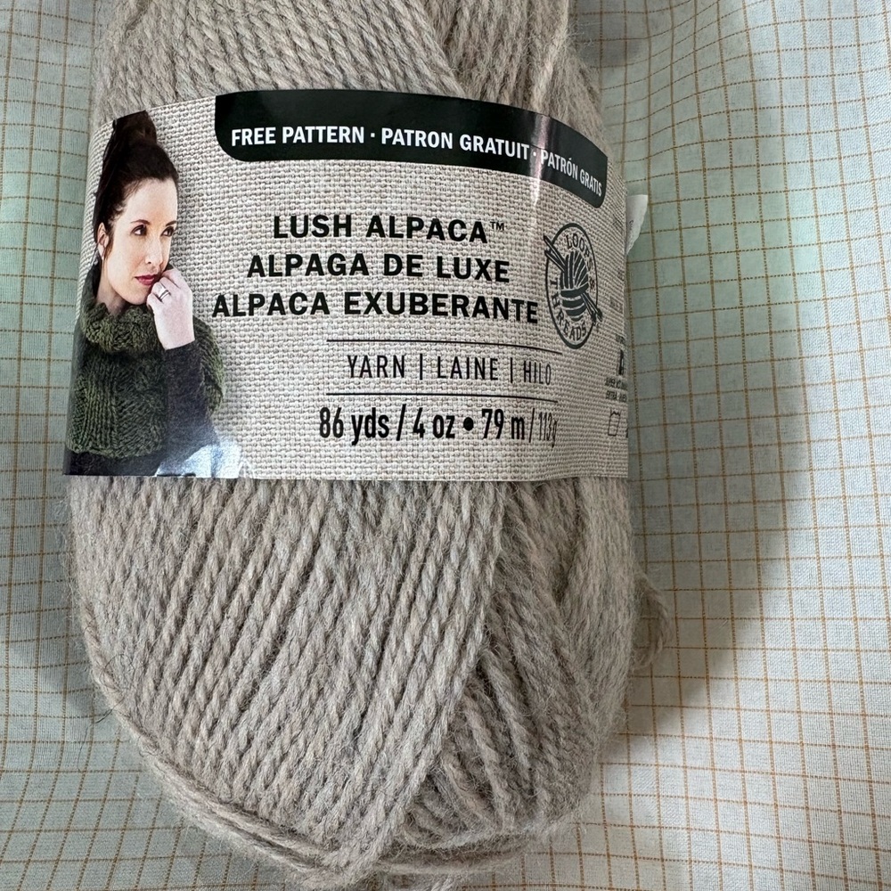 Lush Alpaca Luxury Yarn - Natural Light Gray